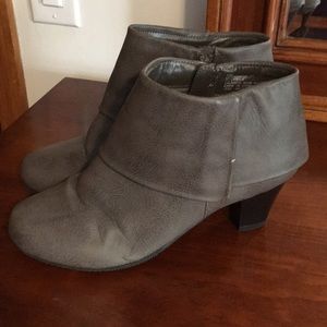 Mootsies Tootsies Grey Heeled Booties